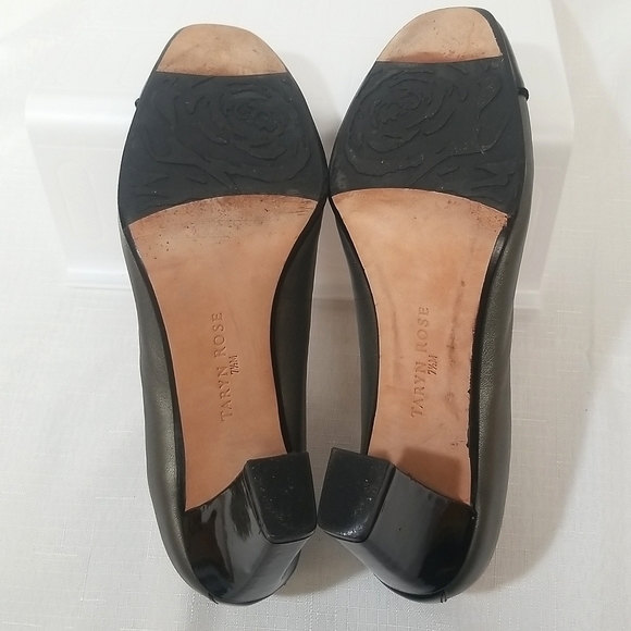 Taryn Rose Chloris Cap Toe Pumps Size 7.5M - Picture 8 of 9